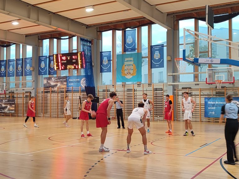 Ambitna postawa w Toruniu