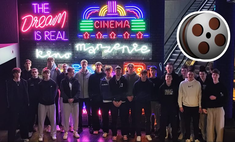 Lekcja historii w kinie