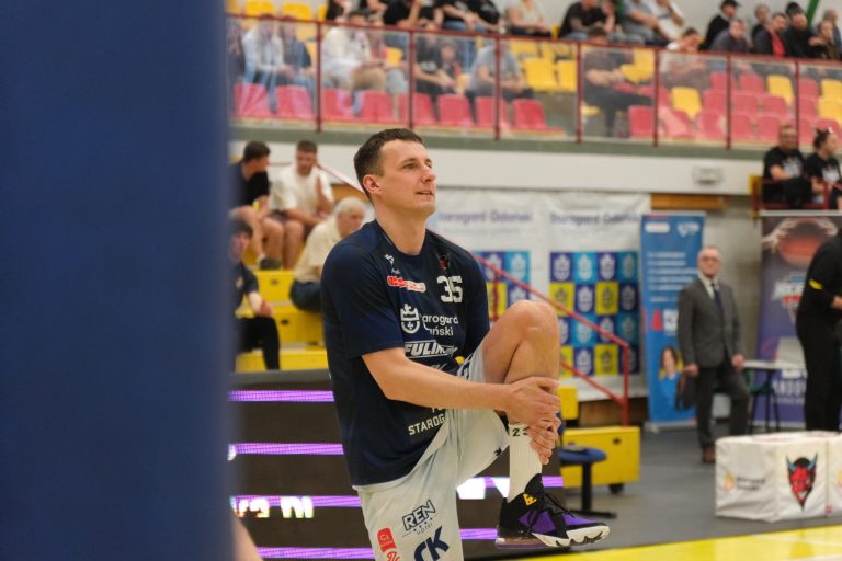 Ludzie SMS-u w akcji: Ambitna postawa SKS-u w starciu z Astorią