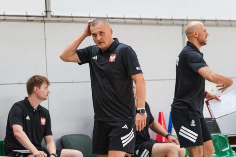 Wywiad z trenerem reprezentacji U-18 Mariuszem Niedbalskim